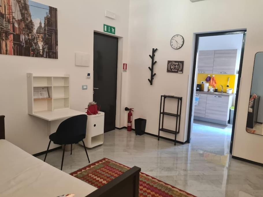 Bibi Appartamento A Due Passi Dal Tribunale Centro Palermo Exterior photo